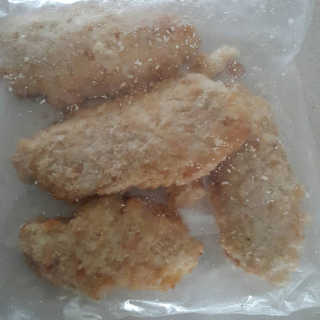 네이처플로우 올립 닭도그 450g 2팩 무료소스 2팩증정 1팩당 80g — 5점을 준 리뷰어가 2018년 11월 올린 사용 사진