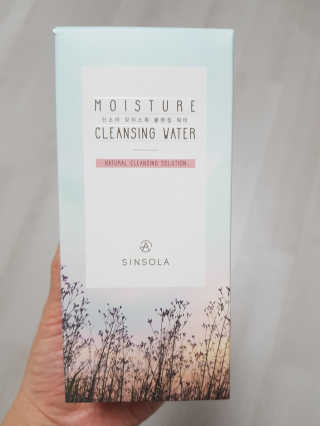 신소라 코스메틱 SINSOLA COSMETIC 신소라 모이스춰 클렌징 워터 — 5점을 준 리뷰어가 2017년 11월 올린 사용 사진