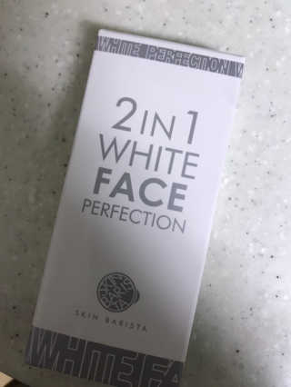 피움 스킨바리스타 2in1 화이트 페이스 퍼펙션 50ml — 5점을 준 리뷰어가 2018년 11월 올린 사용 사진