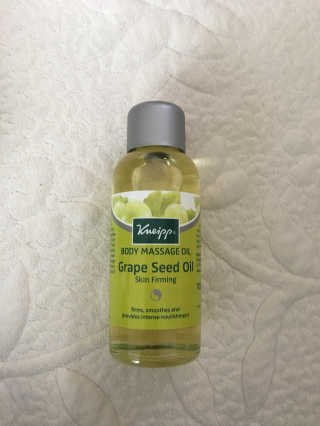 [크나이프] 그레이프씨드 슬리밍 마사지오일 100ml — 5점을 준 리뷰어가 2019년 9월 올린 사용 사진