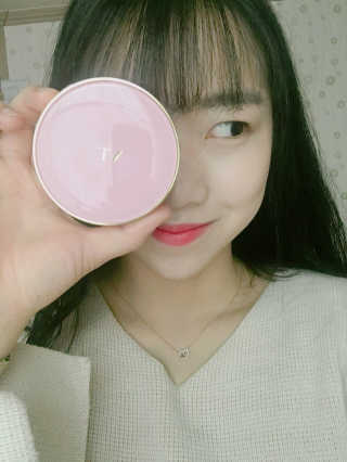 브이티 코스메틱 VT 리얼 콜라겐 팩트 — 4점을 준 리뷰어가 2017년 4월 올린 사용 사진