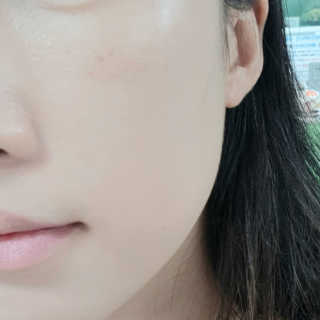 미넴보떼 [조여정쿠션] 아쿠아 GG모이스쳐 쿠션 23호 — 5점을 준 리뷰어가 2019년 7월 올린 사용 사진