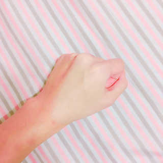딜라잇18 알약쿠션 — 2.5점을 준 리뷰어가 2016년 10월 올린 사용 사진