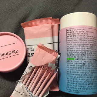 눈길 프로바이오틱스 눈길 콜라겐 프로바이오틱스 — 5점을 준 리뷰어가 2019년 11월 올린 사용 사진