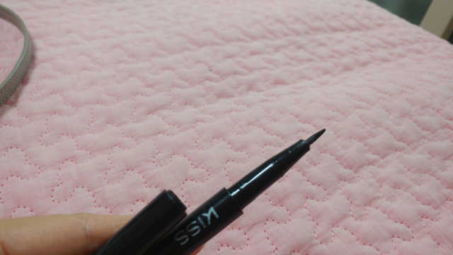 키스뉴욕 브러쉬 아이라이너 리뷰 사진