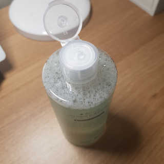 (주)에네스티 그린 티트리 딥 클렌징 워터 300ml — 5점을 준 리뷰어가 2019년 11월 올린 사용 사진