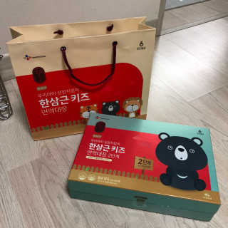 한삼근 블랙라벨 CJ헬스케어 한삼근 키즈 면역대장 2단계 — 5점을 준 리뷰어가 2019년 10월 올린 사용 사진