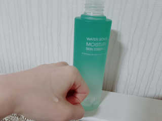 오지아이 워터 밤 모이스처 스킨 에센스 180ml — 4점을 준 리뷰어가 2020년 1월 올린 사용 사진