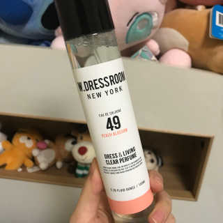 더블유드레스룸 드레스퍼퓸 150ml — 4.17점을 준 리뷰어가 2018년 4월 올린 사용 사진