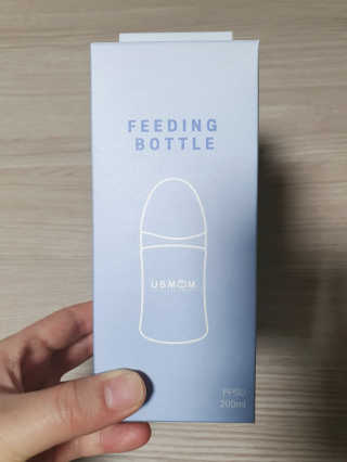 유비맘 PPSU 젖병 노꼭지_200ml_컬러 랜덤 발송 — 4점을 준 리뷰어가 2020년 3월 올린 사용 사진