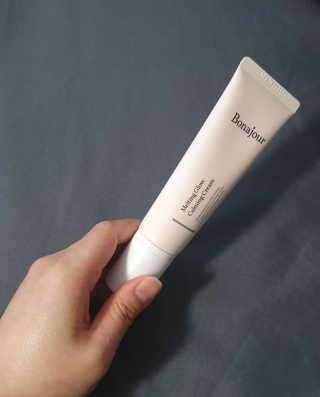 보나쥬르 멜팅 글로우 카밍 크림 50ml — 3점을 준 리뷰어가 2020년 1월 올린 사용 사진