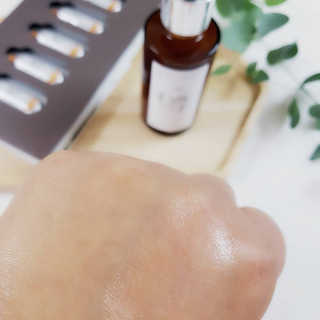 보타니티 [홍]조[진]정[결]케어 플라본 세럼 — 5점을 준 리뷰어가 2018년 5월 올린 사용 사진