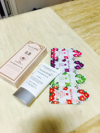 스킨큐어 산다화 내추럴 매직 비비 크림 — 5점을 준 리뷰어가 2016년 9월 올린 사용 사진