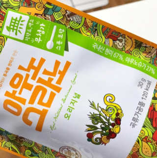 아우노그라노 오리지날, 진짜 베리, 진짜 카카오 — 4점을 준 리뷰어가 2018년 7월 올린 사용 사진