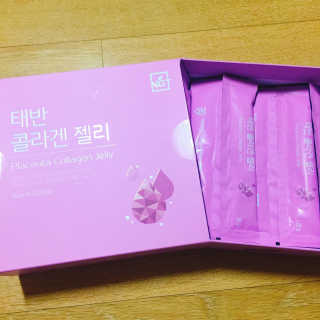 네츄럴굿띵스 태반 콜라겐 젤리 15포 — 5점을 준 리뷰어가 2018년 11월 올린 사용 사진
