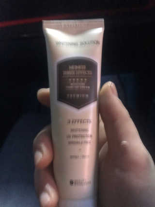 메이메리 쓰리이펙츠 모이스처 톤업크림 50ml — 5점을 준 리뷰어가 2019년 11월 올린 사용 사진