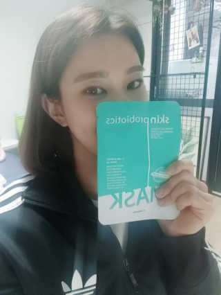 유산균하우스 [프로바이오닉]스킨프로바이오틱스 마스크 10매입 — 5점을 준 리뷰어가 2019년 4월 올린 사용 사진