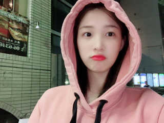 헤브닝 인텐시브 주름개선크림 50ml — 4점을 준 리뷰어가 2018년 11월 올린 사용 사진