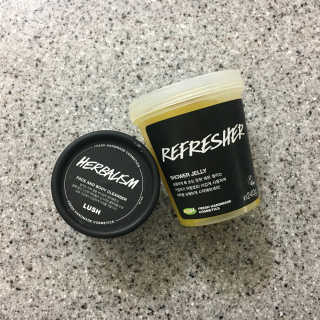 러쉬 샤워젤리 후쉬 240g 리프레셔 250g — 3.83점을 준 리뷰어가 2017년 8월 올린 사용 사진