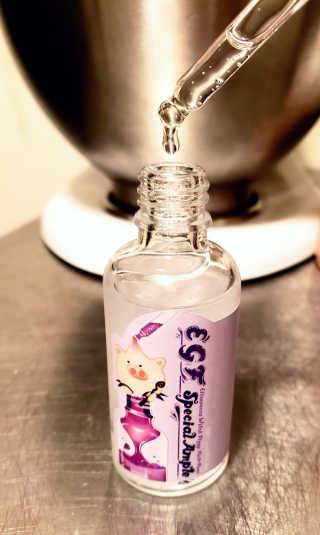 엘리자베카 Elizavecca Witch Piggy Hell-pore EGF 스페셜 앰플 — 5점을 준 리뷰어가 2018년 4월 올린 사용 사진