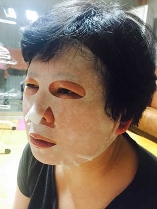 더메이런 듀얼 이펙트 스트레치 리프팅 마스크 — 4.5점을 준 리뷰어가 2017년 1월 올린 사용 사진