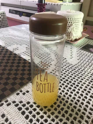 장수농가 리얼깔라만시 원샷 50ml 10팩+보틀 — 3점을 준 리뷰어가 2019년 5월 올린 사용 사진