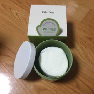 [후르디아] 약산성  모공 필링 패드(70매) — 4점을 준 리뷰어가 2019년 8월 올린 사용 사진