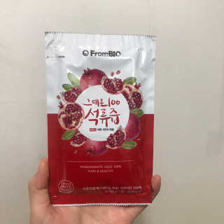 프롬바이오 오직 석류만 [그대로100 석류즙] 하루 1포로 건강하게 — 4.5점을 준 리뷰어가 2019년 12월 올린 사용 사진