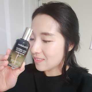 JM솔루션 꿀광 로얄 프로폴리스 앰플 세럼 블랙 — 5점을 준 리뷰어가 2018년 12월 올린 사용 사진