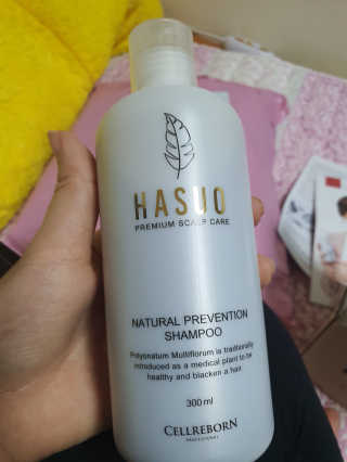 셀리본 하수오 내츄럴 프리벤션 탈모관리 샴푸 300ml — 4점을 준 리뷰어가 2019년 11월 올린 사용 사진