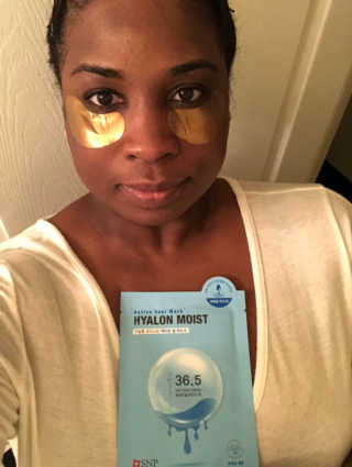 SNP Active Seal Hyalon Moist, 골드 콜라겐 눈 패치 — 5점을 준 리뷰어가 2019년 3월 올린 사용 사진