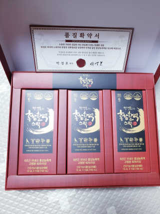메이준뉴트리 박경호의 홍삼활력스틱 10ml x 30포 — 5점을 준 리뷰어가 2020년 2월 올린 사용 사진