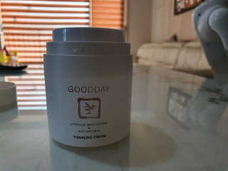 GoodDay Skincare GoodDay 강황크림 50g — 5점을 준 리뷰어가 2020년 1월 올린 사용 사진