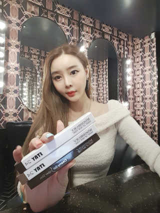 우드버리 스테이24 아이라이너 — 4점을 준 리뷰어가 2019년 4월 올린 사용 사진