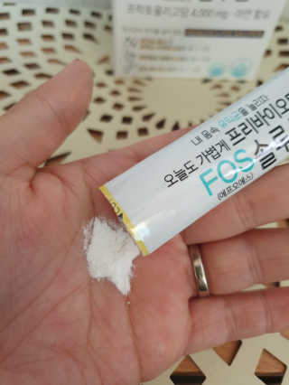 힐링팩토리 오늘도 가볍게 프리바이오틱스 FOS 솔루션 — 5점을 준 리뷰어가 2020년 2월 올린 사용 사진