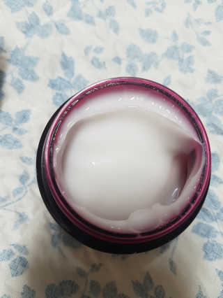 젠지아 플라센타 앰플크림 70ml — 5점을 준 리뷰어가 2019년 8월 올린 사용 사진