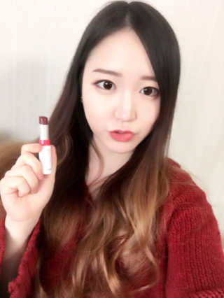 아이소이 ISOI 불가리아 로즈 립 트리트먼트 — 4.5점을 준 리뷰어가 2017년 2월 올린 사용 사진