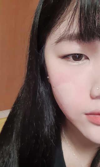 라임코스메틱 V 콜라겐 앰플 쿠션 — 4점을 준 리뷰어가 2020년 2월 올린 사용 사진
