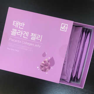 네츄럴굿띵스 태반 콜라겐 젤리 15포 — 4.83점을 준 리뷰어가 2018년 9월 올린 사용 사진