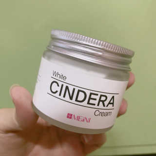 메이니 화이트 신드라 크림 70ml — 2.83점을 준 리뷰어가 2018년 4월 올린 사용 사진