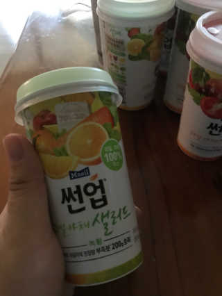 과일야채샐러드 썬업 과일야채 샐러드 3종 — 5점을 준 리뷰어가 2018년 7월 올린 사용 사진