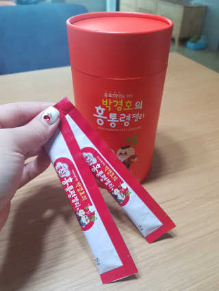 메이준뉴트리 박경호의 어린이 홍삼 홍통령젤리 30포 — 5점을 준 리뷰어가 2020년 2월 올린 사용 사진