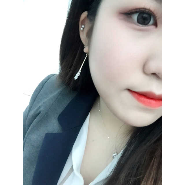 폭스타일 라즈베리 스틱 귀걸이 리뷰 사진