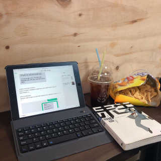 [공간 만화카페] 1인당 3시간 이용+음료 1잔, 2인Set — 4점을 준 리뷰어가 2019년 1월 올린 사용 사진