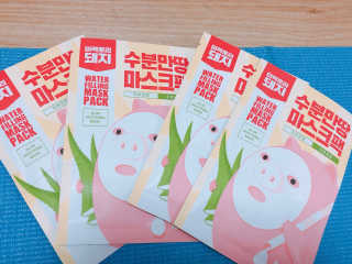 미팩토리 수분 만땅 마스크팩 5매 — 5점을 준 리뷰어가 2018년 2월 올린 사용 사진