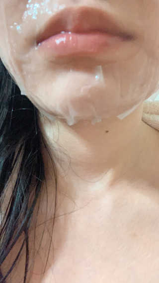 고보습에 화이트닝 아미모네 바다마스크팩 10매입 — 3점을 준 리뷰어가 2019년 10월 올린 사용 사진