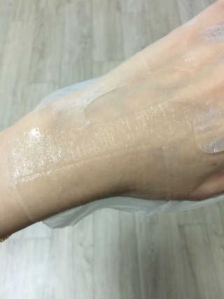 비엘리 브라이트닝&모이스처라이징 앰플 마스크 — 3.5점을 준 리뷰어가 2016년 12월 올린 사용 사진