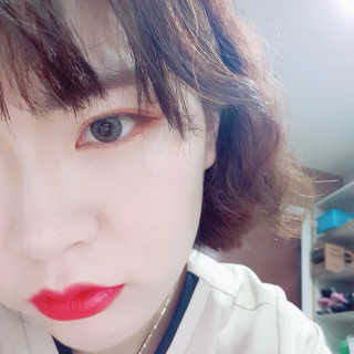 헤이미쉬 데일리즘 코랄릭 스틱 아이 섀도우 — 4.17점을 준 리뷰어가 2018년 3월 올린 사용 사진