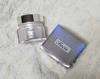 파시스 올인원 진주 화이트닝 크림 100ml — 5점을 준 리뷰어가 2018년 11월 올린 사용 사진