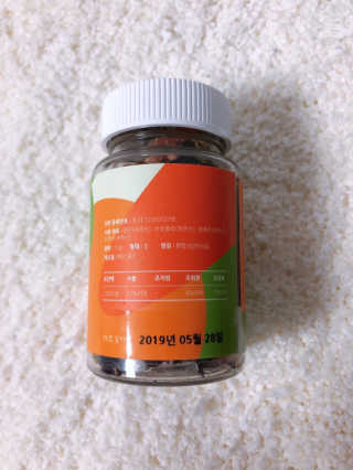 [어글어글] 반려견 친환경 간식 9종 세트 — 5점을 준 리뷰어가 2019년 6월 올린 사용 사진